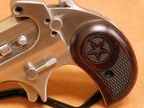 Bond Arms Cowboy Defender (.45 LC/.410 Bore) - 4 of 10