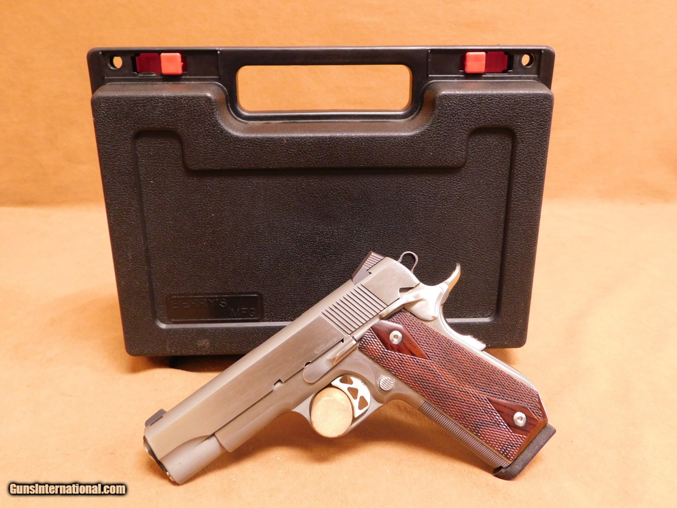 Commander Classic - Dan Wesson Firearms