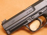 HK USP 40 (w/ "Jet Funnel" Mag Well, Box, 2 Smoke/Clear Mags) - 3 of 15