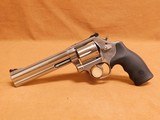 Smith & Wesson Model 686-6 (6-inch, .357 Mag, 164224) - 2 of 15