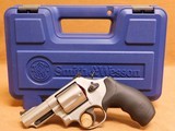 Smith and Wesson Model 69 Combat Magnum (.44, 2.75-inch, Stainless, 10064) - 1 of 4