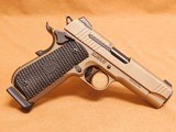 SIG Sauer 1911 Fastback Emperor Scorpion Carry (4.2-inch, 45 ACP, FDE) - 6 of 13