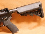 LMT Defender 2000 (Lewis Machine and Tool AR-15 5.56/223) - 2 of 13