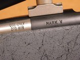 Weatherby Mark V Accumark Ultra Lightweight (270 Win, 24-inch Fluted Barrel & Bolt, Grey/Gray & Black Stock) - 11 of 13