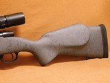 Weatherby Mark V Accumark Ultra Lightweight (270 Win, 24-inch Fluted Barrel & Bolt, Grey/Gray & Black Stock) - 8 of 13