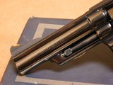 Smith and Wesson Model 19-3 Combat Magnum (4-inch, Target Hammer & Trigger, 357) w/ Box - 4 of 14