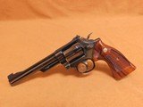 Smith and Wesson Model 19-3 Combat Magnum (6-inch, 357 Magnum) - 1 of 10