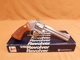 Smith and Wesson Model 686-3 w/ Box (6-inch, 357 Magnum, Stainless) - 6 of 10