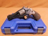 Smith and Wesson Model 329PD AirLite/Scandium (44 Mag, 4-inch) 163414 - 1 of 5