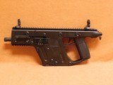 NEW Kriss Vector SDP (45 ACP/Auto Pistol, takes Glock 21 mags) - 1 of 3