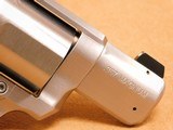 Kimber K6s Stainless NS (w/ Night Sights, Blue G10 grips) 357 Magnum - 11 of 14