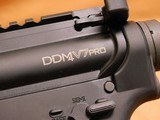 Daniel Defense DDM4 V7 PRO (Black, AR-15) DDM4V7PRO - 2 of 8