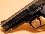 Smith and Wesson Model 39 (Blued/Black, Rubber Grips, 9mm) S&W - 4 of 12