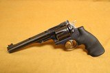 Ruger Redhawk (44 Remington Magnum, 7.5-inch, Blued) - 1 of 10