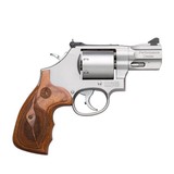 NEW Smith and Wesson Performance Center Model 686 (357 Magnum 7-Shot) S&W - 1 of 5