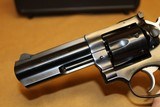 NEW Ruger Model GP100 (357 Magnum, 4.2-inch, Blued, 1702) - 4 of 5