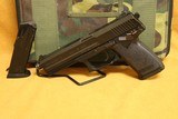 Heckler and Koch Mark 23 w/ Camo Soft Case (1999, Maritime Black Finish) HK - 2 of 9