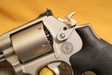 NEW Smith and Wesson Model 686 Performance Center (357 Magnum 38 Special) - 3 of 4