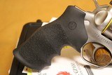 NICE Ruger GP100 (357 Magnum, 4.2-inch, Stainless Black) 1705 - 6 of 10