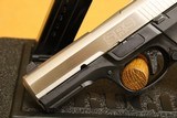Ruger SR9 Pistol w/ Box (9mm, Stainless Steel, Black, 3301) SR-9 - 4 of 12