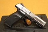 Ruger SR9 Pistol w/ Box (9mm, Stainless Steel, Black, 3301) SR-9 - 5 of 12