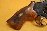 LIKE NEW Smith and Wesson Model 29 w/ Presentation Case (6.5-inch, 44 Magnum) - 7 of 12