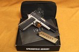 Springfield Armory Emissary 1911 (Two Tone 45 ACP) Night Sights PX9220L - 1 of 10