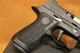 SIG Sauer P320 XCompact 9MM Optic-Ready (9mm 3.9