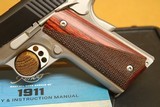 Kimber Custom II (Two-Tone, 45 ACP, Rosewood Grips) Black/Stainless 32301 - 3 of 11