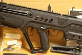 IWI Tavor SAR-B16 Bullpup Rifle w/ Geissele Trigger (BLACK, TSB16) - 3 of 13