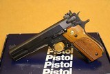 LIKE NEW Smith and Wesson Model 52-2 (38 Spl, 5