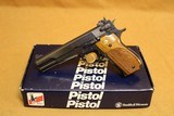 LIKE NEW Smith and Wesson Model 52-2 (38 Spl, 5