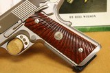 Wilson Combat Classic 1911 Full-Size (40 S&W, Stainless, Starburst Cocobolo) - 3 of 15