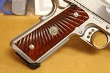 Wilson Combat Classic 1911 Full-Size (40 S&W, Stainless, Starburst Cocobolo) - 7 of 15