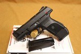 Ruger SR9C Compact Pistol (9mm 17+1, Black, DAO) 3314