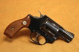 Smith and Wesson Model 36 Chief's Special (38, 2-inch, Blued, 1980's) S&W - 4 of 8