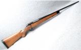 Weatherby Mark V .300 WBY MAG - 1 of 7