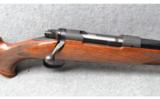 Winchester Model 70.300 WBY Pre 64 - 2 of 8