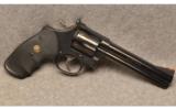 Smith and Wesson 586 6