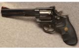 Smith and Wesson 586 6