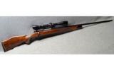 Weatherby Mark V .300 Wby Mag Mint - 1 of 9