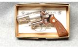 Smith and Wesson 37 Chiefs Special Airweight .38 Spl - 3 of 3