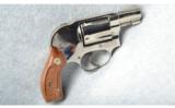SMITH & WESSON Model 38 Airweight in .38 SPL - 1 of 2