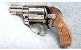 SMITH & WESSON Model 38 Airweight in .38 SPL - 2 of 2