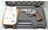 Smith & Wesson ~ 986 Performance Center ~ 9mm - 3 of 3