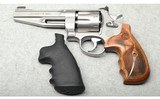 Smith & Wesson ~ Model 627-5 ~ .357 Mag. - 3 of 3