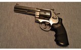 Smith & Wesson ~ Model 629-3 ~ .44 Magnum - 2 of 15