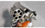 Smith & Wesson ~ Model 686 "No Dash" ~ .357 Magnum - 7 of 12