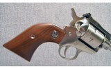 Sturm Ruger & Co. ~ New Model Single-Six ~ .22 Magnum - 4 of 9