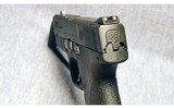 Smith & Wesson ~ M&P 9 Shield ~ 9mm Luger - 3 of 4